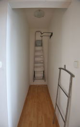 Prodej bytu 3+kk v osobním vlastnictví, 98 m2, Praha 9 - Újezd nad Lesy