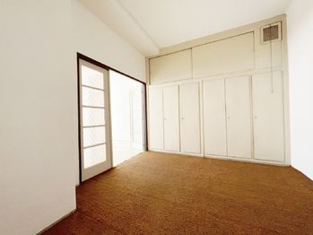 Prodej bytu 3+1 v družstevním vlastnictví, 85 m2, Praha 8 - Karlín