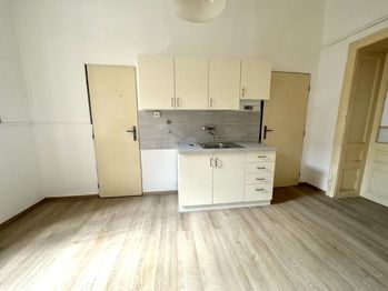 Pronájem bytu 1+1 v osobním vlastnictví, 38 m2, Brno