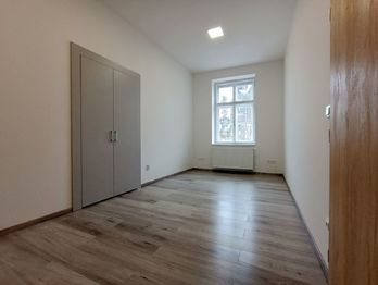 Pronájem bytu 2+1 v osobním vlastnictví, 77 m2, Chrudim