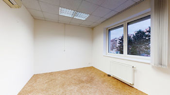 Pronájem komerčního prostoru (kanceláře), 150 m2, Praha 5 - Smíchov