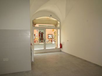 Pronájem komerčního prostoru (obchodní), 467 m2, Moravská Třebová