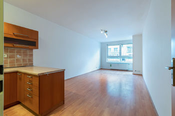 Pronájem bytu 2+kk v osobním vlastnictví, 55 m2, Praha 9 - Střížkov