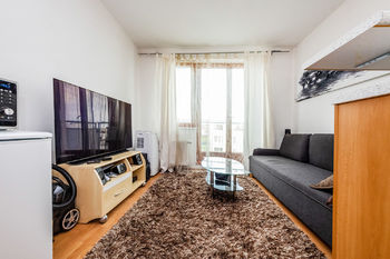 Prodej bytu 2+kk v osobním vlastnictví, 33 m2, Praha 5 - Zbraslav