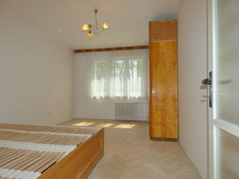 Prodej bytu 3+1 v osobním vlastnictví, 74 m2, Praha 6 - Břevnov