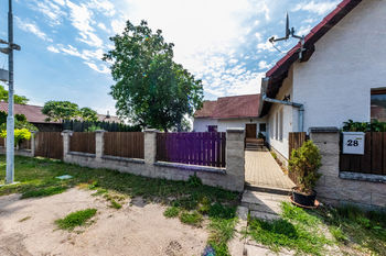 Prodej domu, 225 m2, Opolany