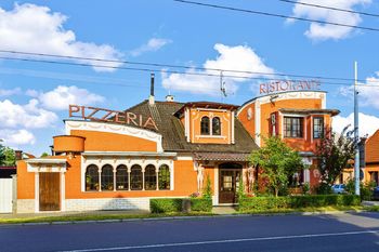 Prodej restaurace, 376 m2, Pardubice