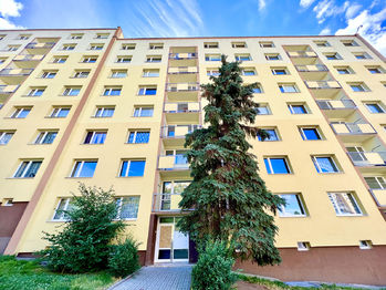 Prodej bytu 1+1 v osobním vlastnictví, 36 m2, Chomutov