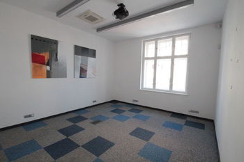 Pronájem komerčního prostoru (kanceláře), 20 m2, Kolín