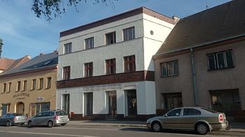 Pronájem komerčního prostoru (obchodní), 118 m2, Chabařovice