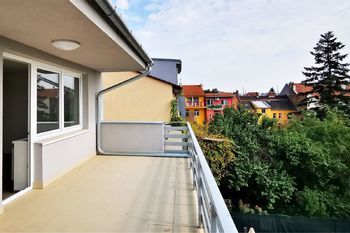 Pronájem bytu 2+kk v osobním vlastnictví, 66 m2, Brno
