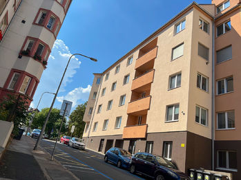 Pronájem bytu 2+1 v osobním vlastnictví, 92 m2, Brno