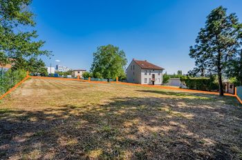 Prodej pozemku, 1700 m2, Praha 10 - Hostivař