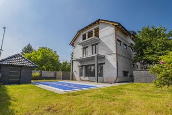 Prodej domu, 445 m2, Kroučová