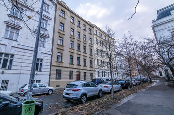 Pronájem bytu 2+kk v osobním vlastnictví, 45 m2, Praha 7 - Bubeneč