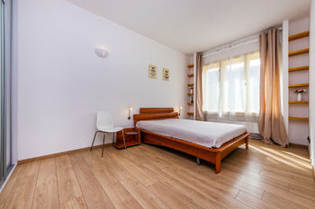 Pronájem bytu 2+kk v osobním vlastnictví, 49 m2, Praha 1 - Malá Strana
