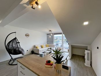 Prodej bytu 3+kk v osobním vlastnictví, 97 m2, Boršov nad Vltavou