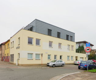 Pronájem komerčního objektu (administrativní budova), 146 m2, Pardubice