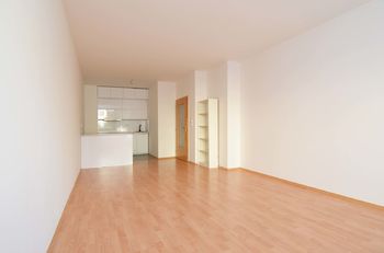 Pronájem bytu 2+kk v osobním vlastnictví, 50 m2, Praha 5 - Hlubočepy