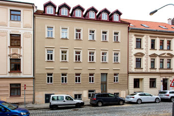 Pronájem bytu 1+kk v osobním vlastnictví, 18 m2, Praha 6 - Břevnov