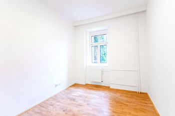 Pronájem komerčního prostoru (kanceláře), 16 m2, Praha 6 - Břevnov