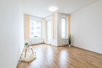 Pronájem bytu 1+kk v osobním vlastnictví, 39 m2, Praha 5 - Stodůlky