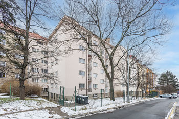 Prodej bytu 2+1 v osobním vlastnictví, 50 m2, Praha 4 - Michle