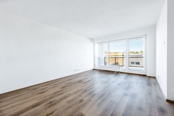 Pronájem bytu 4+kk v družstevním vlastnictví, 88 m2, České Budějovice