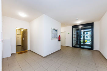 Prodej bytu 4+kk v osobním vlastnictví, 65 m2, Praha 10 - Uhříněves
