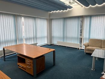 Pronájem komerčního prostoru (kanceláře), 18 m2, Kladno