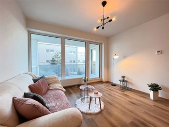 Pronájem bytu 4+kk v družstevním vlastnictví, 81 m2, České Budějovice