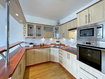 Pronájem bytu 2+kk v osobním vlastnictví, 47 m2, České Budějovice