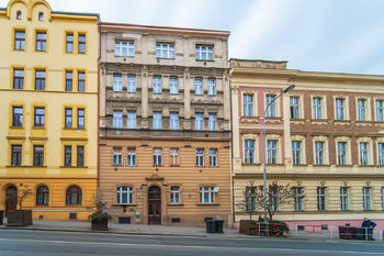 Prodej bytu 1+1 v osobním vlastnictví, 45 m2, Praha 5 - Smíchov