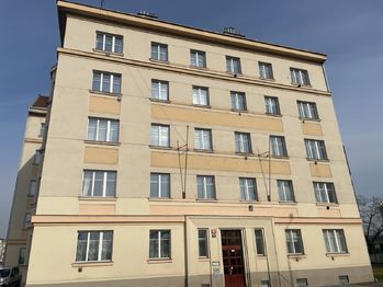 Prodej bytu 2+kk v družstevním vlastnictví, 57 m2, Praha 7 - Holešovice