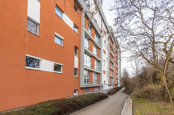 Pronájem bytu 1+1 v osobním vlastnictví, 40 m2, Praha 9 - Hloubětín