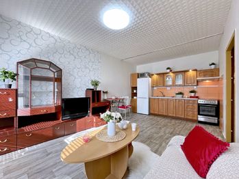 Prodej bytu 2+kk v osobním vlastnictví, 46 m2, Lišov