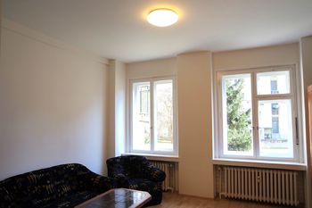 Pronájem bytu 1+1 v osobním vlastnictví, 27 m2, Praha 8 - Libeň