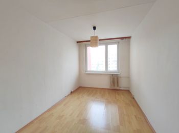 Pronájem bytu 2+kk v družstevním vlastnictví, 43 m2, Praha 8 - Střížkov