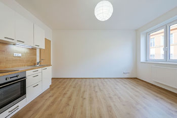 Prodej bytu 1+kk v osobním vlastnictví, 29 m2, Rokycany
