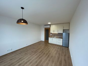 Pronájem bytu 1+kk v osobním vlastnictví, 31 m2, Břeclav