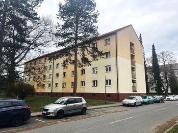 Pronájem bytu 1+1 v osobním vlastnictví, 29 m2, Chvaletice