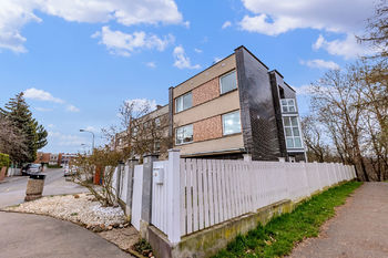 Prodej domu, 200 m2, Praha 6 - Dejvice