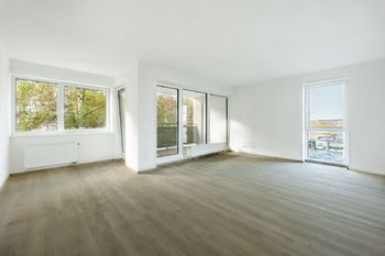 Pronájem bytu 3+kk v družstevním vlastnictví, 67 m2, České Budějovice