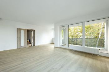 Pronájem bytu 3+kk v družstevním vlastnictví, 67 m2, České Budějovice