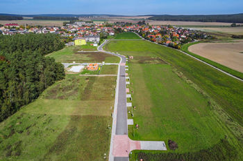 Prodej pozemku, 647 m2, Zruč-Senec