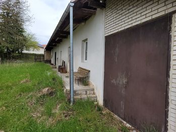 Prodej domu, 200 m2, Krty-Hradec