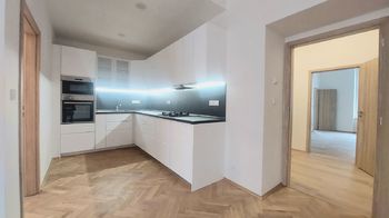 Pronájem bytu 3+kk v osobním vlastnictví, 74 m2, Praha 2 - Vinohrady