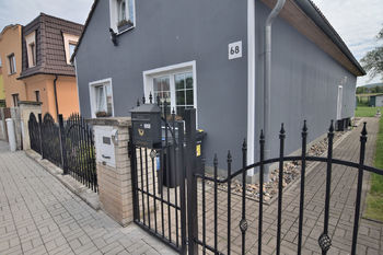 Prodej domu, 210 m2, Bžany