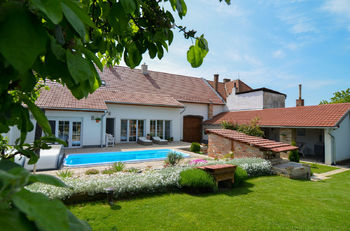 Prodej domu, 300 m2, Šardice
