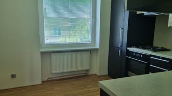 Pronájem bytu 3+1 v osobním vlastnictví, 72 m2, Brno